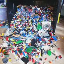 Load image into Gallery viewer, City (All Themes Mix)- 850pcs Creativity Packs – High Quality Used LEGO® Bricks