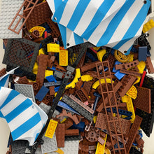 Load image into Gallery viewer, Pirates Themed Creativity Pack - 639pcs - Premium Selection - Unbranded Bricks