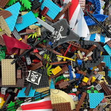 Load image into Gallery viewer, Pirates Themed Creativity Pack - 639pcs - Premium Selection - Unbranded Bricks