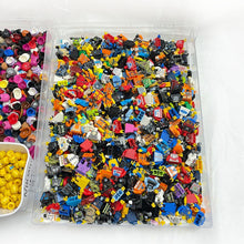 Load image into Gallery viewer, Build-A-Minifigure Package (x1000 Minifigures of Parts) - BULK - For Trade Shows, Events, Weddings, Birthdays and more