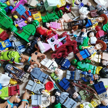 Load image into Gallery viewer, Mixed Themes - Bricktastics Value Pack - Used LEGO®