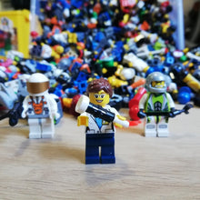 Load image into Gallery viewer, CITY - Lucky Dip Minifigure Packs (QTY x5/10 figs) – High Quality Used LEGO