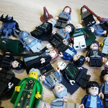 Load image into Gallery viewer, Harry Potter - Lucky Dip Minifigure Packs (QTY x5 figs) – High Quality Used LEGO
