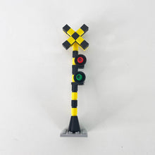 Load image into Gallery viewer, Train Railway Traffic Signals Red/Green with Crossing symbol - Unbranded Bricks