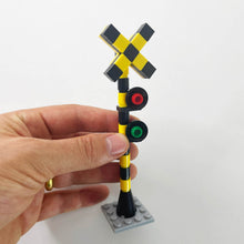 Load image into Gallery viewer, Train Railway Traffic Signals Red/Green with Crossing symbol - Unbranded Bricks