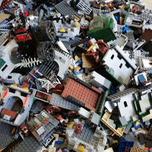 Load image into Gallery viewer, Castle & Fantasy LEGO® Creativity Packs – High Quality Used LEGO - Medieval, Harry Potter +