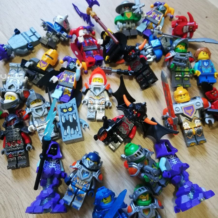 Nexo Knights Lucky Dip Minifigure Packs (QTY x5 figs) – High