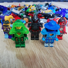Load image into Gallery viewer, Nexo Knights - Lucky Dip Minifigure Packs (QTY x5 figs) – High Quality Used LEGO