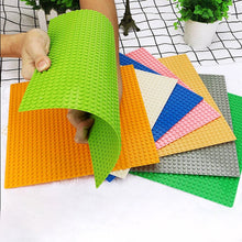 Load image into Gallery viewer, 48x48 Stud - Unbranded Classic Baseplates