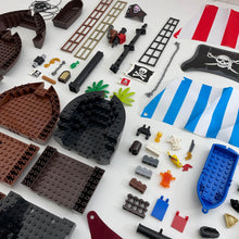 Load image into Gallery viewer, Pirates Themed Creativity Pack - 639pcs -  Premium Selection - Unbranded Bricks

