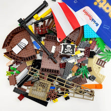 Load image into Gallery viewer, Pirates Themed Creativity Pack - 639pcs -  Premium Selection - Unbranded Bricks
