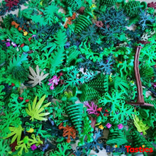 Load image into Gallery viewer, Foliage Pack - Used LEGO
