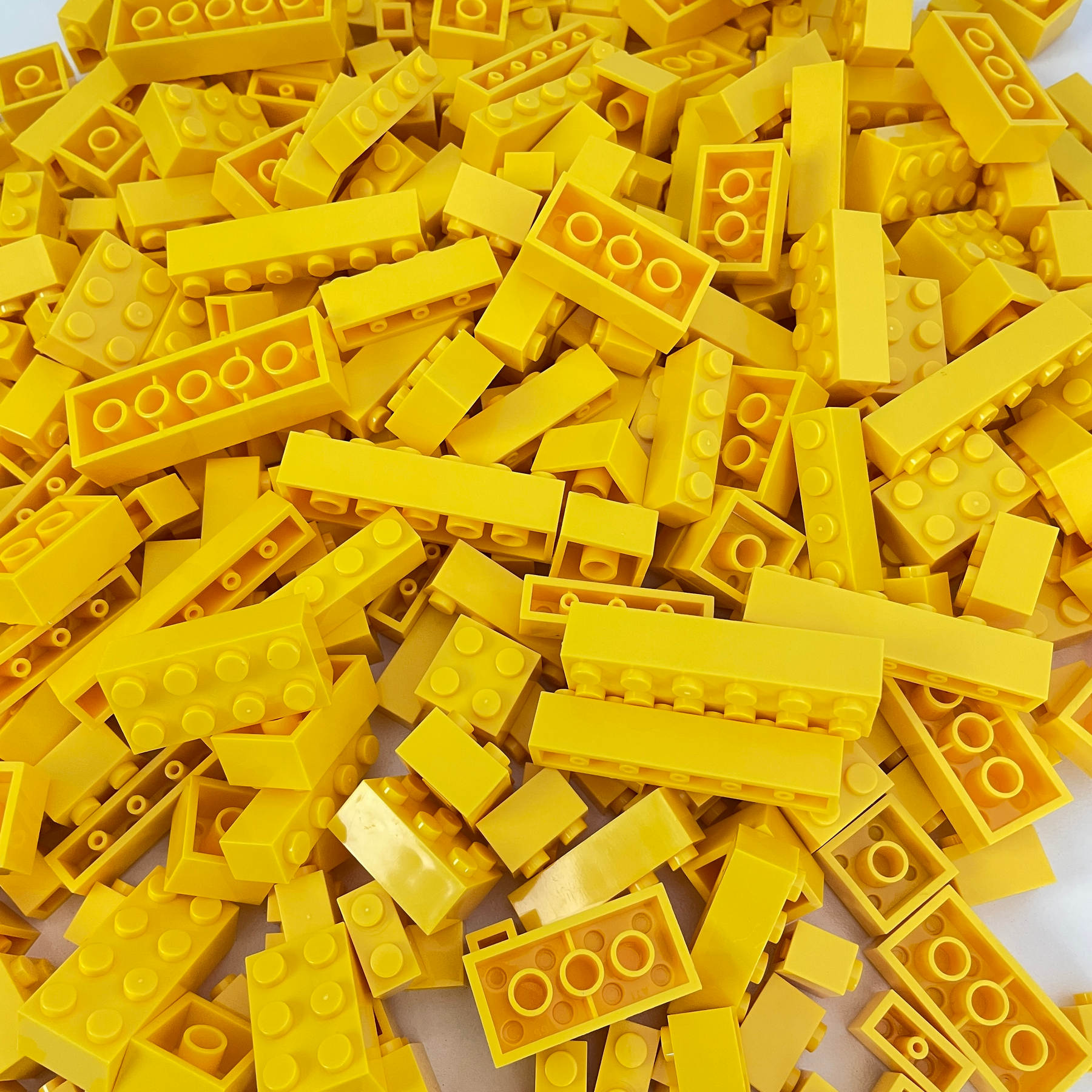 Basic Bricks Packs - 1x1, 1x2, 2x4, 2x4, 2x2+ stud - Choose your colour - 375+pcs (500g) Mix