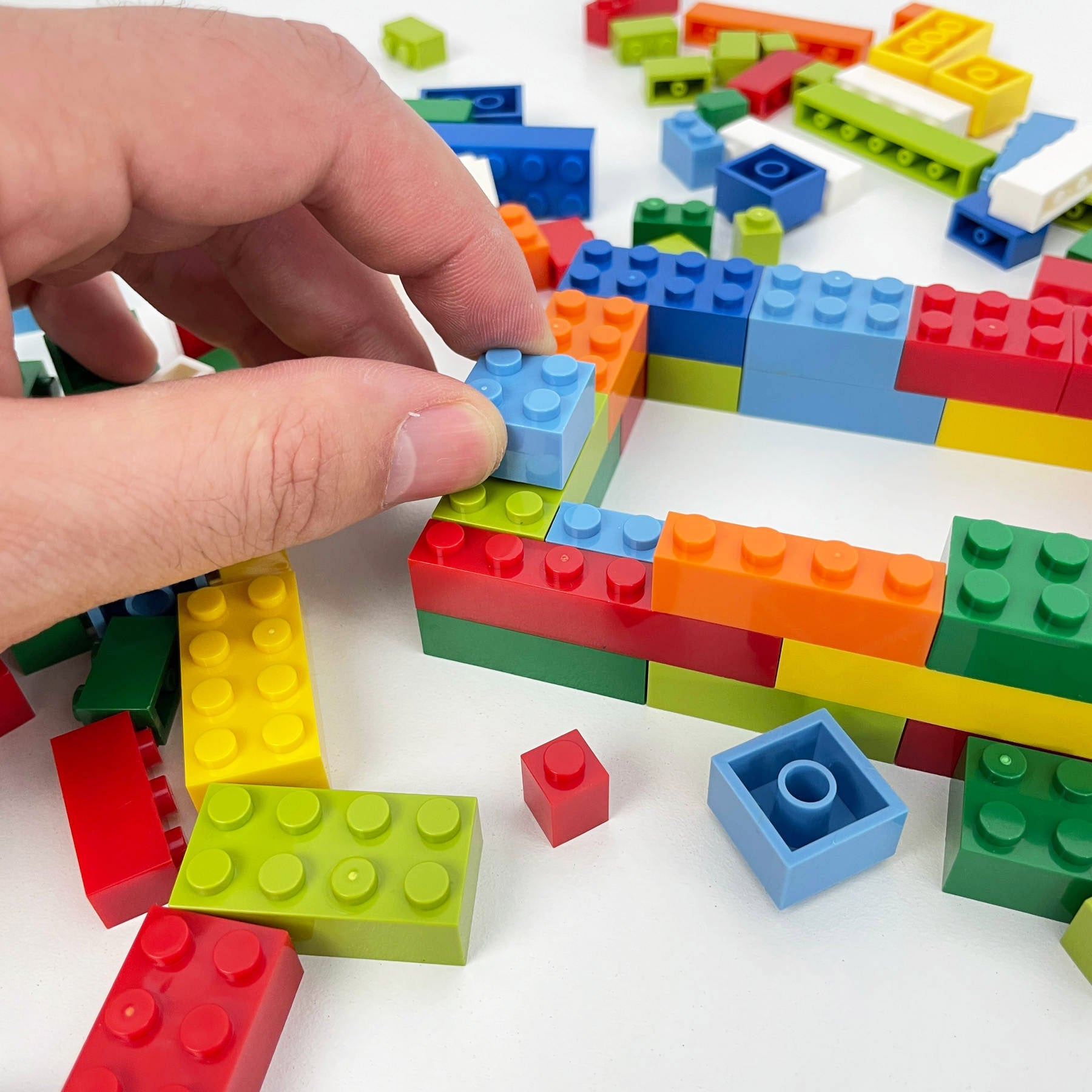 Basic Fun Bricks Basic Bricks School & Event Package (2.5KG)- Small (2300 pcs) - Unbran ...