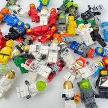 Load image into Gallery viewer, Space - Lucky Dip Minifigure Packs (QTY x5 figs) – High Quality Used LEGO
