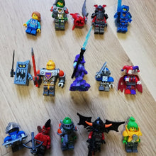 Load image into Gallery viewer, Nexo Knights - Lucky Dip Minifigure Packs (QTY x5 figs) – High Quality Used LEGO
